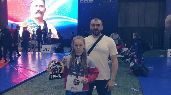Репьевская спортсменка взяла «золото» в Международном турнире по вольной борьбе