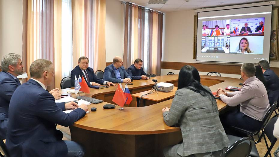 Воронежский вуз подписал соглашение о сотрудничестве с университетом Тайчжоу