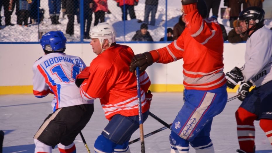 В Кантемировском районе стартовал районный чемпионат по хоккею