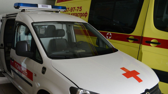 В Воронеже продолжает расти число вызовов «скорой» из-за высокой температуры