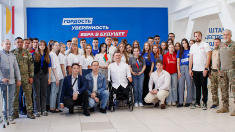 «Надеюсь, наши народы и дальше вместе продолжат свой путь». Мотивационный спикер из Беларуси Алексей Талай встретился с воронежцами