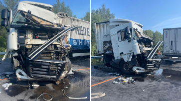 Три тяжелых грузовика столкнулись на трассе в Воронежской области