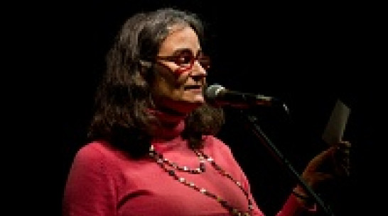 Поэтесса Вера Павлова попросила воронежцев придумать название для своей книги