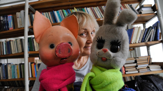 Степашка и Хрюша подарили воронежским детям наборы для рисования