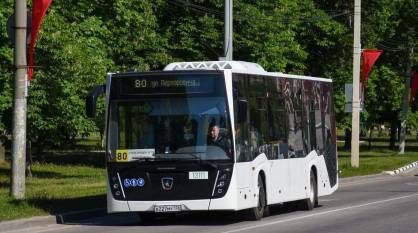 Новые большие автобусы заметили на популярном маршруте в Воронеже