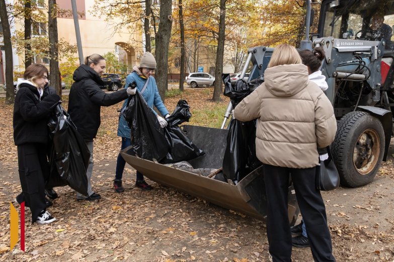 Субботник МВП и РИА осень