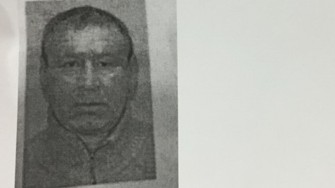 В Воронеже полицейские объявили в розыск подозреваемого в двойном убийстве