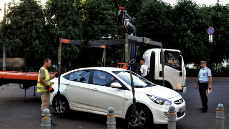 В Воронеже на Никитинской на 3 часа запретят парковку 