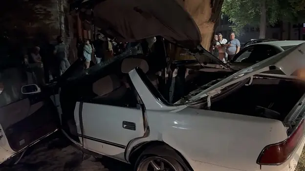 В Воронеже погиб 20-летний водитель Toyota Mark II: видео с места страшного ДТП