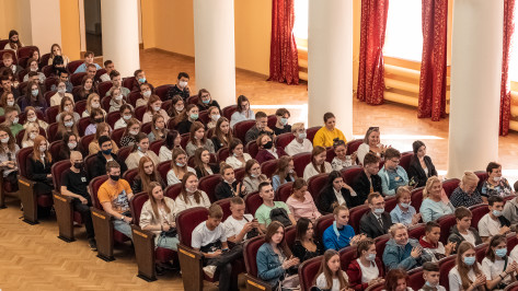 Второй этап «Университетских смен» для школьников из Донбасса стартовал в Воронеже