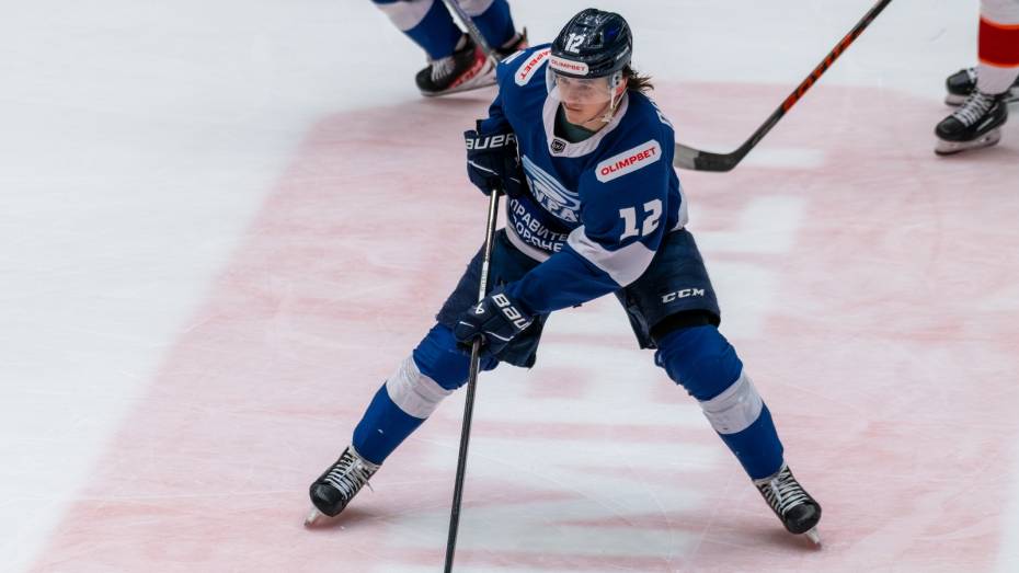 Воронежский «Буран» обыграл «Торос» со счетом 4:3