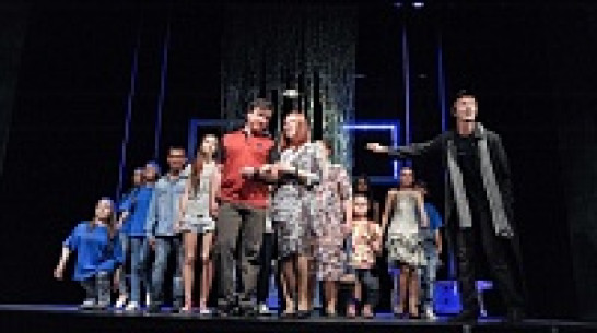 В интернете появилась запись дебютного спектакля воронежского «Театра равных»