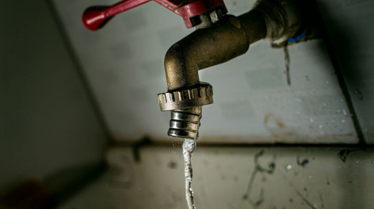 Воронежские фирмы обязали выплатить 200 млн рублей за самовольное подключение к воде