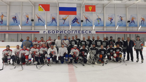 Борисоглебцы стали призерами открытого домашнего чемпионата по хоккею