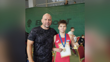 Юный верхнехавский борец победил на открытом турнире в Орле