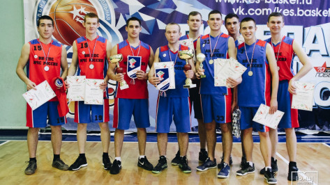 В Воронеже прошел областной турнир по баскетболу среди студентов