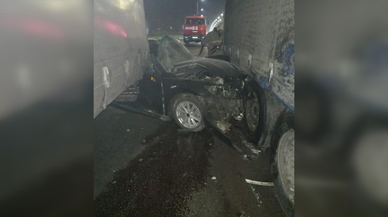 В Воронежской области на трассе погиб 40-летний водитель Toyota Camry