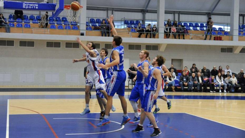 Воронежские баскетболисты победили лидера Высшей лиги