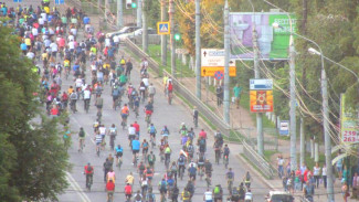 Тысяча велосипедистов прокатилась по Воронежу против наркотиков