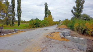 В россошанском селе Александровка отремонтировали аварийный мост через реку Овчинная