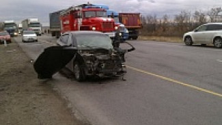 При столкновении «ВАЗа» и Renault под Воронежем погибли 2 человека