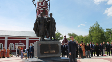 В Воронежской области открыли 7-метровый памятник князьям Борису и Глебу