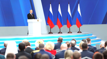 Владимир Путин: школьники должны посещать цеха и мастерские, готовиться к получению профессии