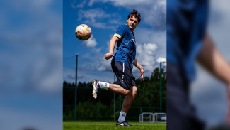 Воронежский «Факел» подписал контракт с защитником Станиславом Магкеевым