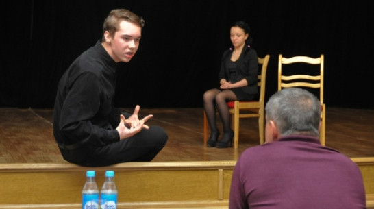 Четверо воронежцев будут сдавать экзамен Олегу Табакову