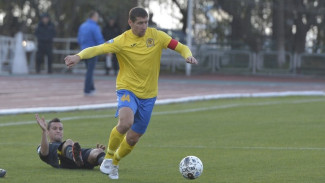 Защитник «Луча» выберет между воронежским «Факелом» и махачкалинским «Анжи»