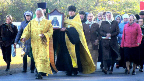 В павловское село привезли икону из Свято-Троицкой Сергиевой лавры