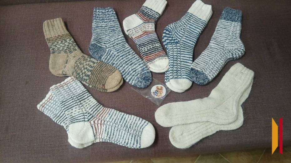 Богучарские волонтеры попросили помочь с пряжей для носков бойцам СВО