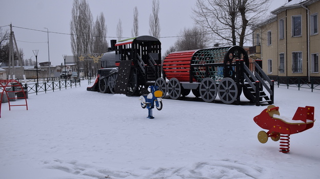 Сквер «Железнодорожников» с детской площадкой открыли в Поворино