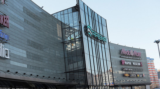 ЧОП без лицензии год обеспечивал безопасность в 2 торговых центрах Воронежа