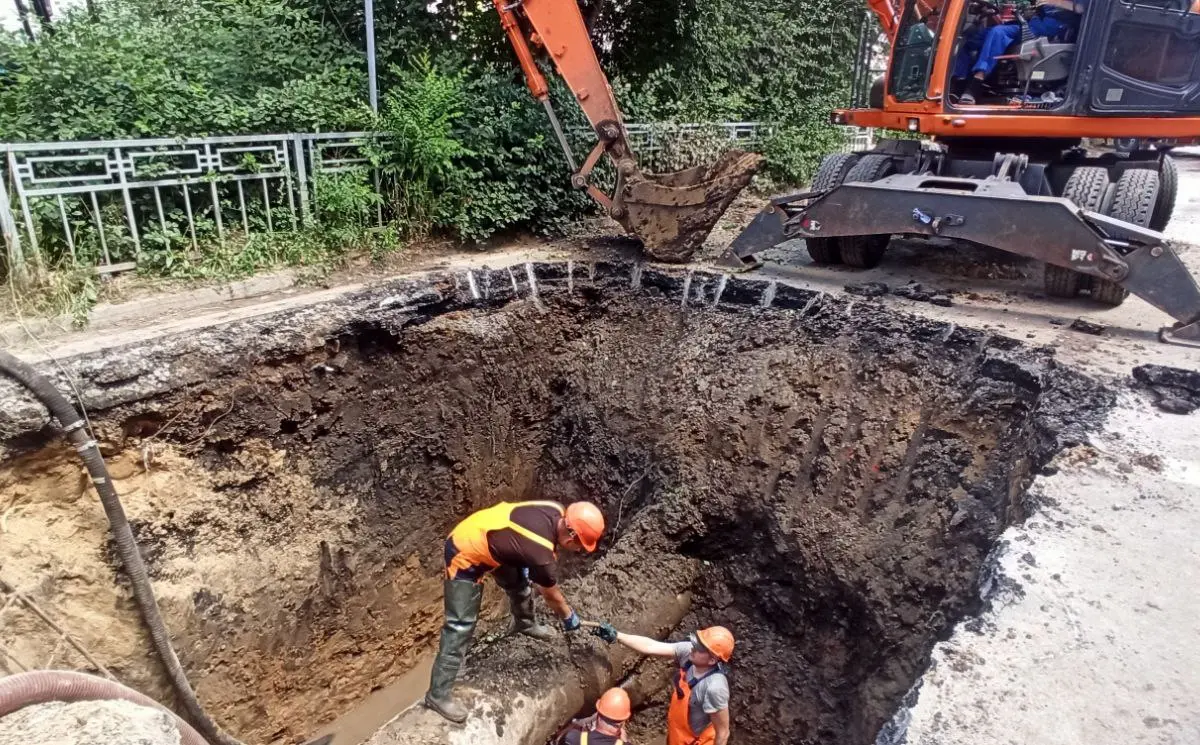 В Воронеже устранили аварию, оставившую без воды десятки домов