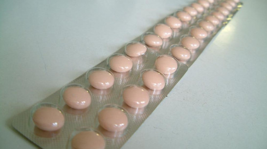 В России продлили упрощенный порядок регистрации лекарств для лечения COVID-19