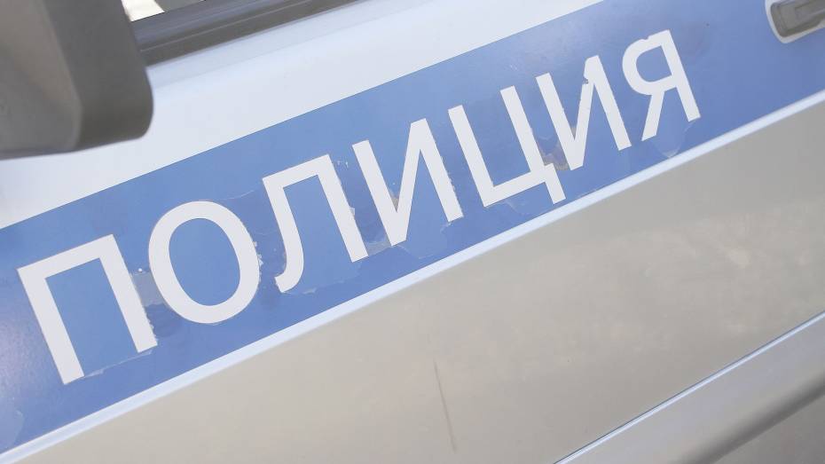 Двух оперативников в Воронеже заподозрили в мошенничестве на 900 тыс рублей