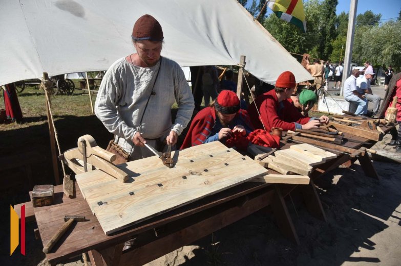 Площадка реконструкторов