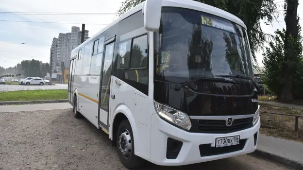 В Воронеже будут бороться со стоянкой «опасных» автобусов во дворах