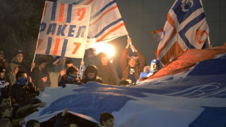 Троим фанатам воронежского «Факела» запретили на полгода вход на матчи клуба