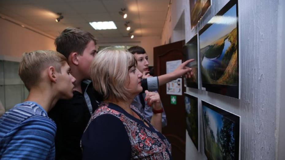 Нововоронежская АЭС открыла фотовыставку об атомщиках