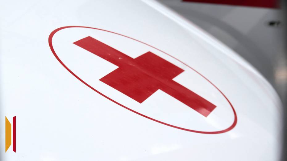 В Воронежской области Toyota врезалась в фуру: погиб мужчина