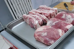 Санитарные врачи изъяли из продажи почти 700 кг мяса в Воронежской области