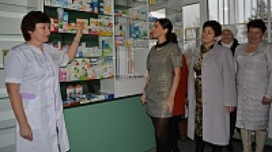  В нижнедевицком селе открыли аптеку