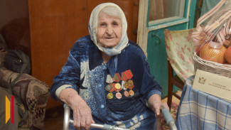 «Лебеду ели – вот какое долголетие мое»: воронежская труженица тыла Анна Картунова отметила столетний юбилей