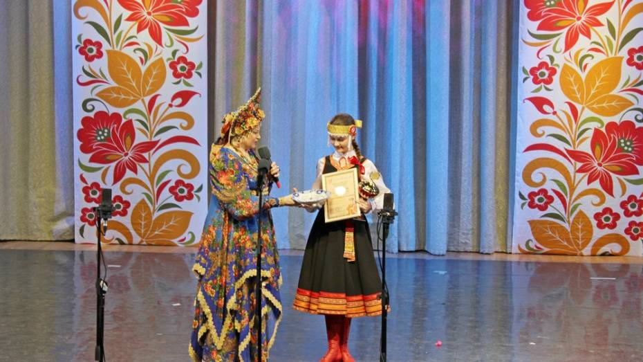 Ольховатская вокалистка взяла гран-при всероссийского фестиваля национальных культур