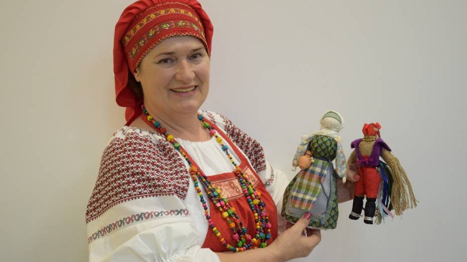 Рамонская рукодельница победила в конкурсе сувенирной продукции «С любовью из Воронежа»