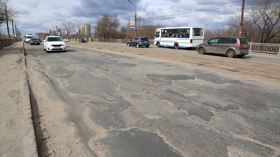 В 2019 году в Воронеже начнут реконструкцию 2 путепроводов