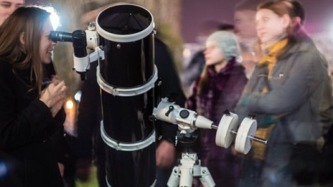 Воронежцев пригласили на бесплатные наблюдения Луны и Юпитера