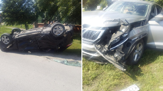 В Воронежской области автомобиль опрокинулся после ДТП: пострадали 3 детей